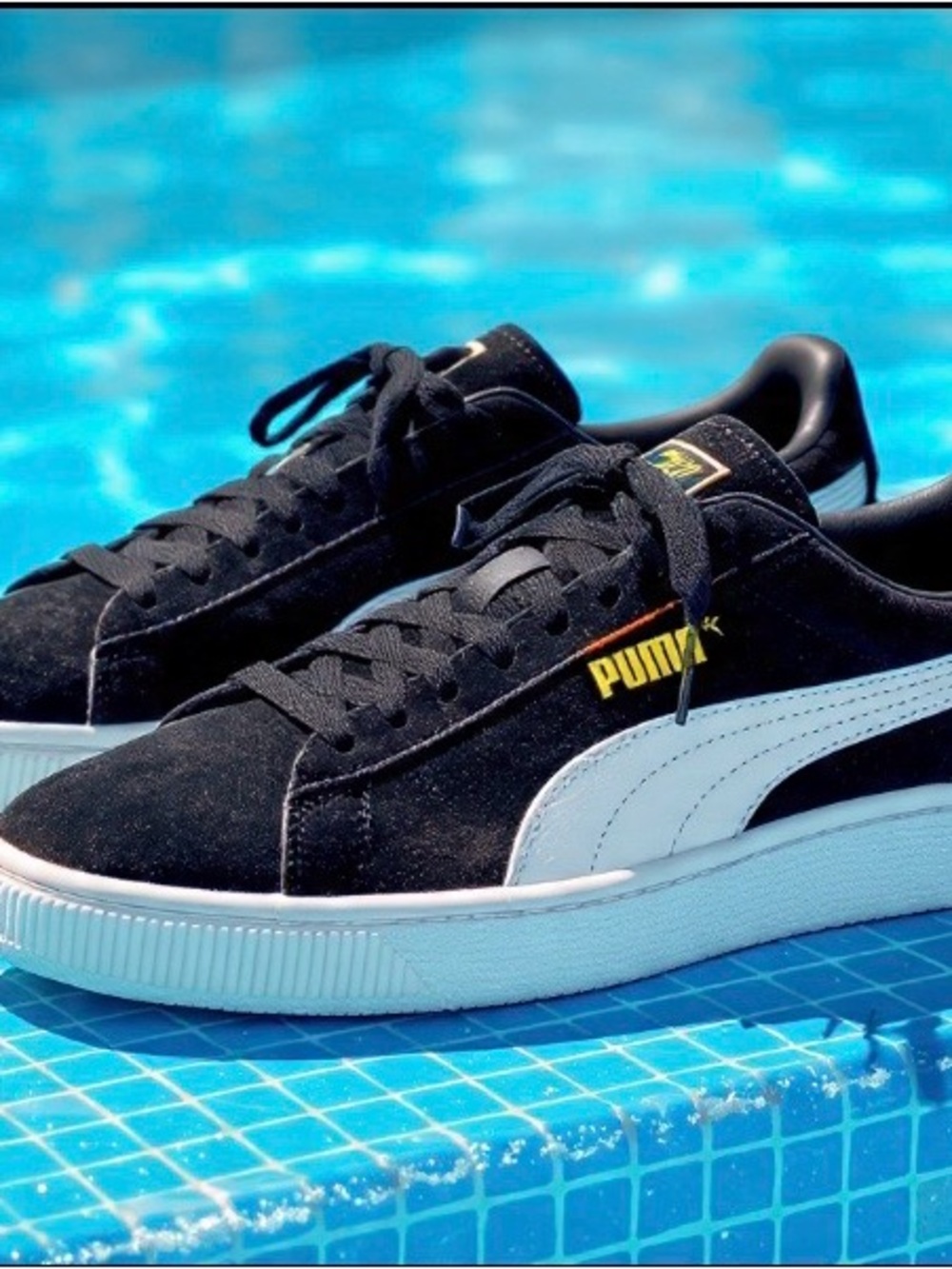 Puma Kid’s Black Sneakers with White Formstrip